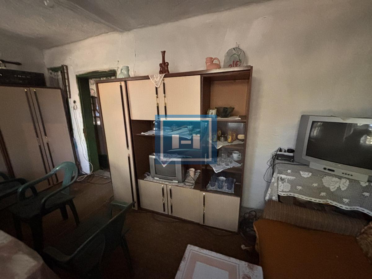 Na prodaju – Seosko imanje u Dubokoj (7.7 ari), kuća + pomoćne zgrade + dodatna parcela | SAMO 13.000 € 13