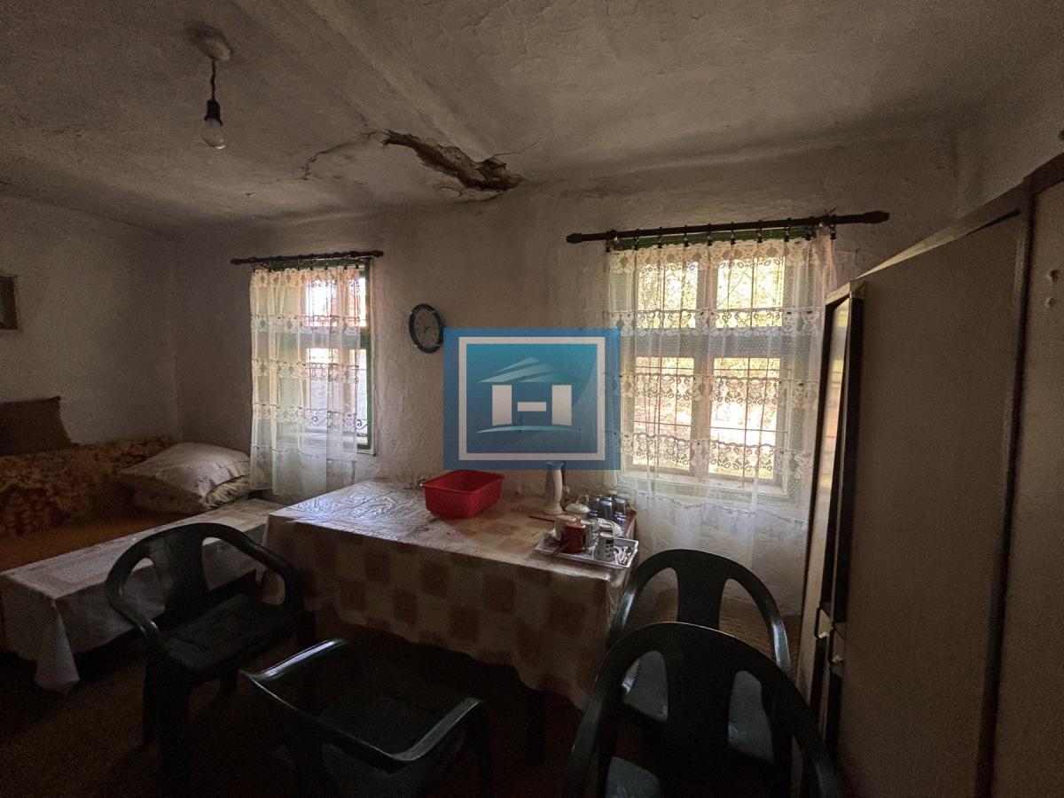 Na prodaju – Seosko imanje u Dubokoj (7.7 ari), kuća + pomoćne zgrade + dodatna parcela | SAMO 13.000 € 14