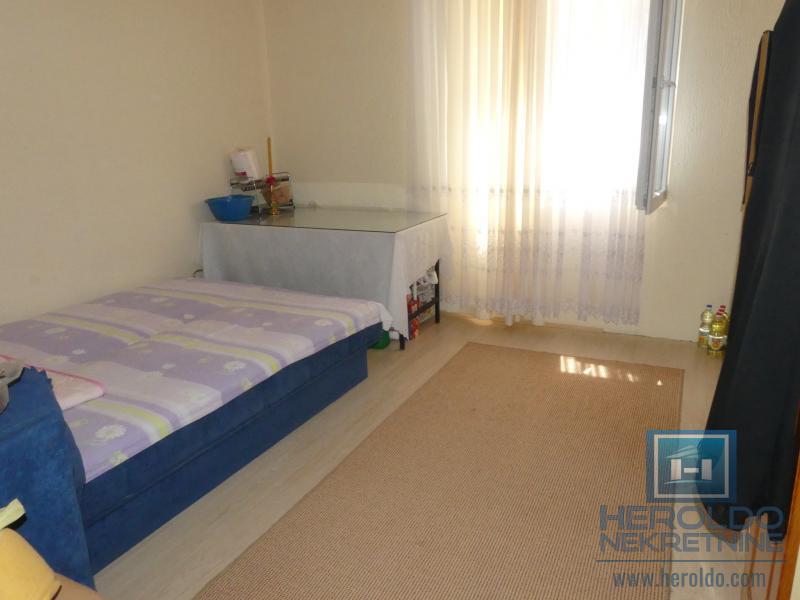 Prodaja, Kuća, Jagodina, Strelište 12