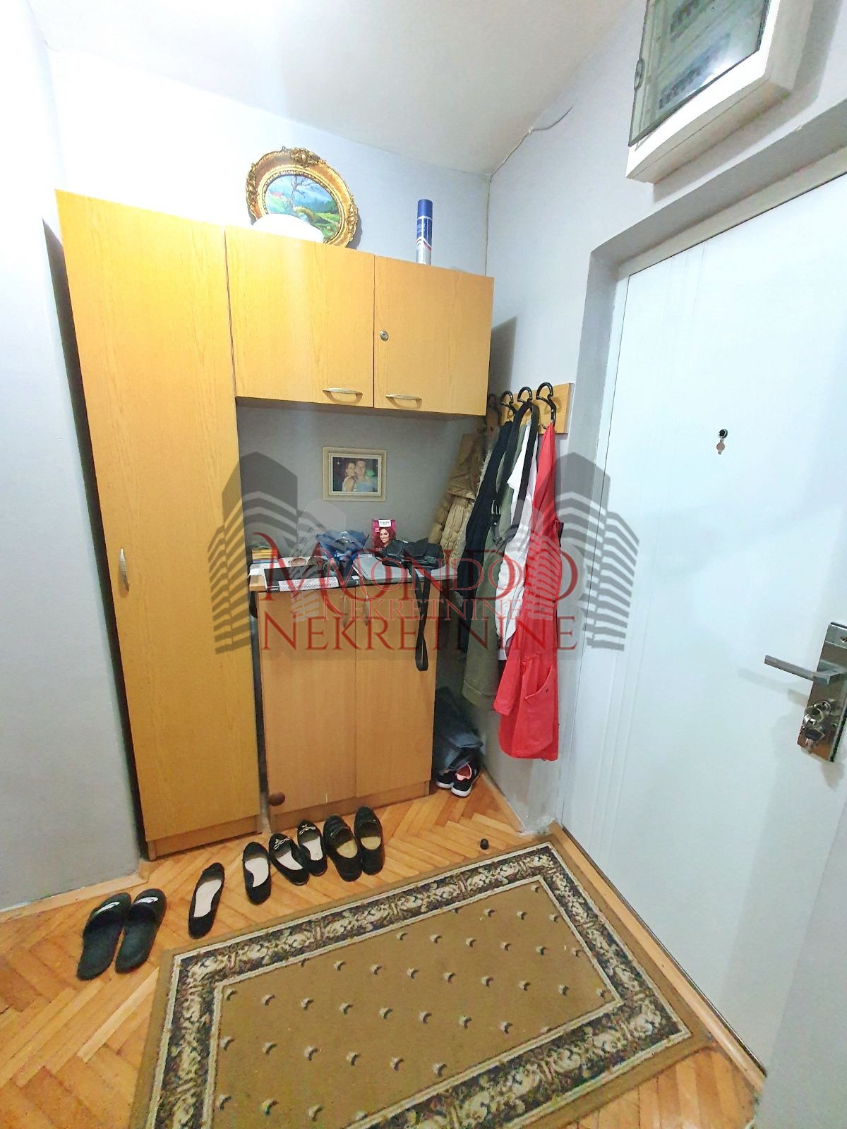 Jednosoban stan na Bulevaru Nemanjića 11