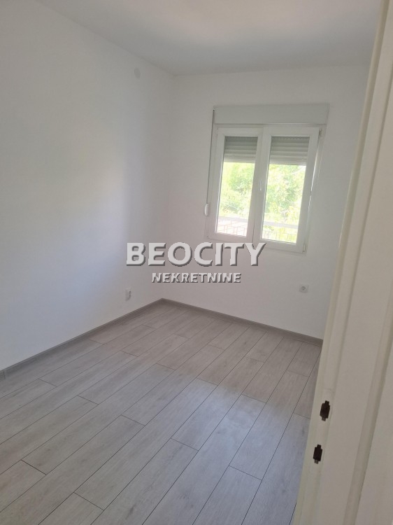 Trosoban stan, 47 m2, Zemun polje, Žike Mesarovića ID: 123361 10