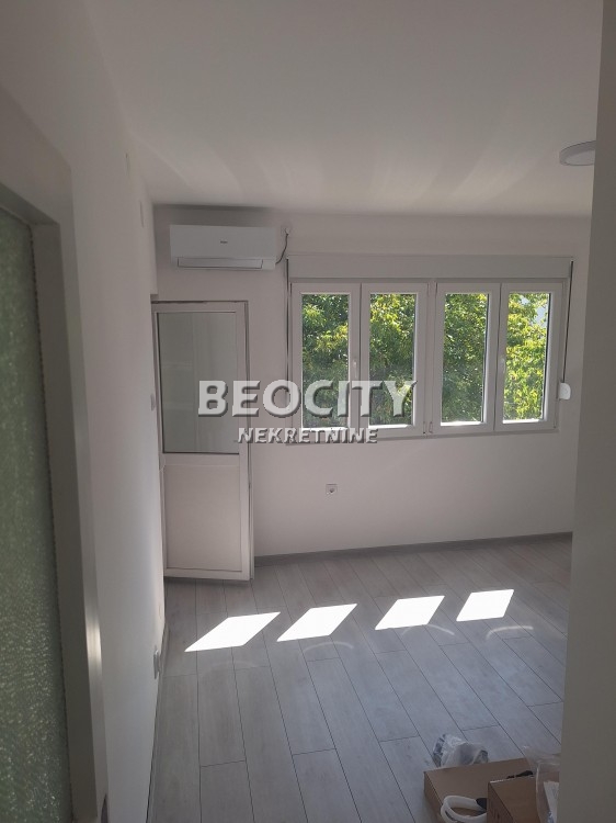 Trosoban stan, 47 m2, Zemun polje, Žike Mesarovića ID: 123361 3