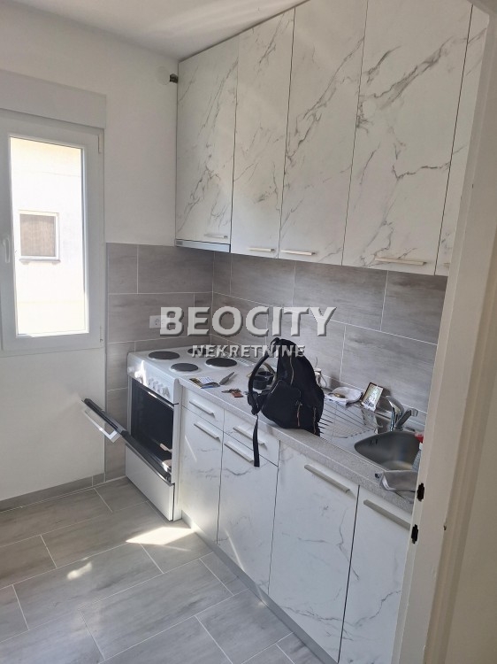 Trosoban stan, 47 m2, Zemun polje, Žike Mesarovića ID: 123361 5