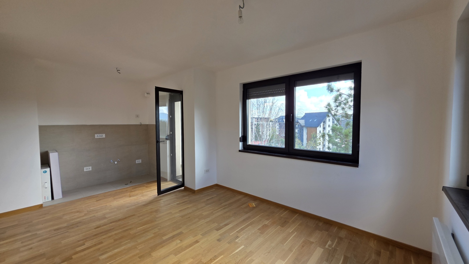 Stan na prodaju uzi centar Zlatibor nov neuseljavan 2