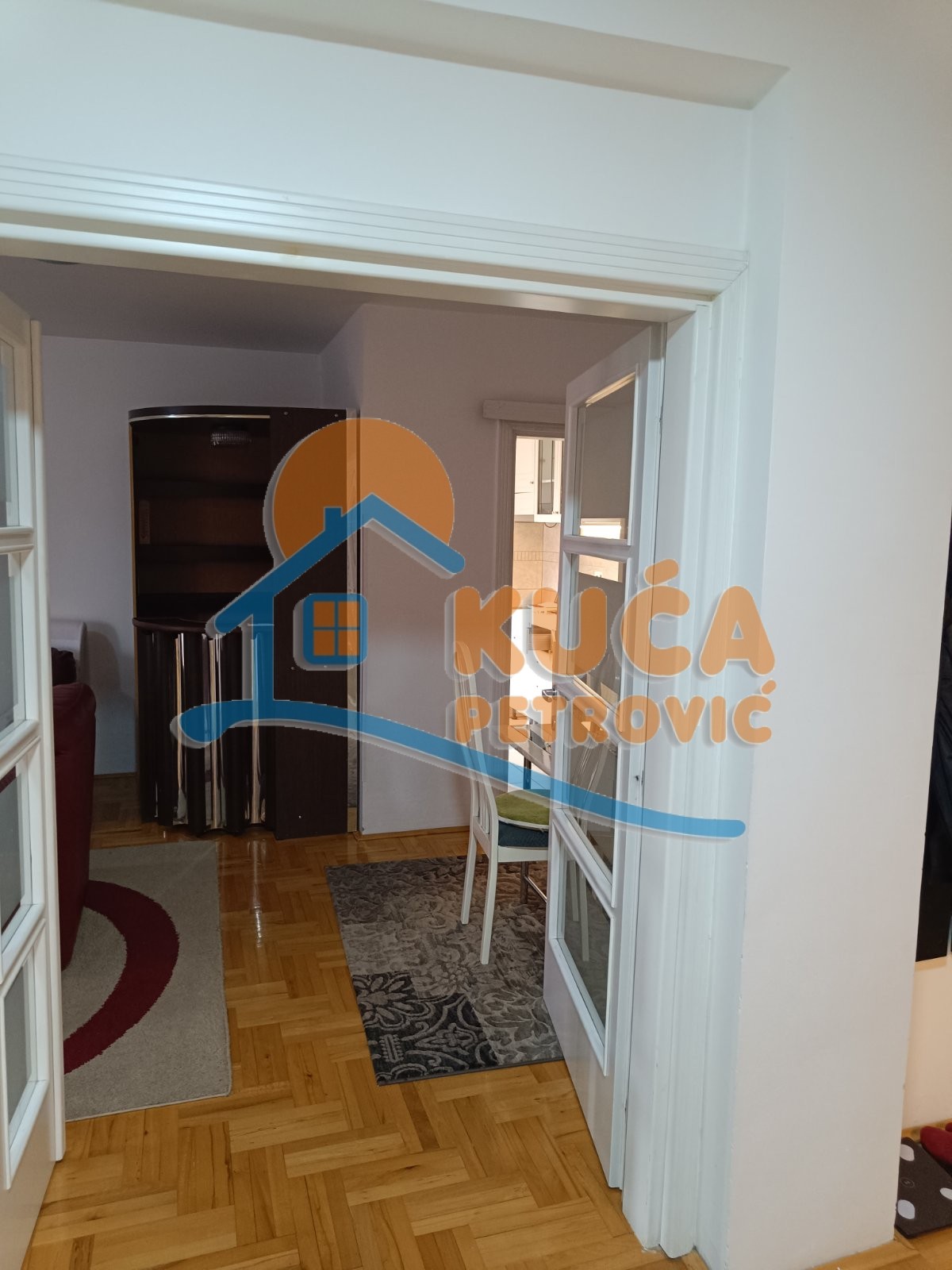 Trosoban stan, 75 m2, Bulevar Nemanjića, Romanijska ID: i-014880 13