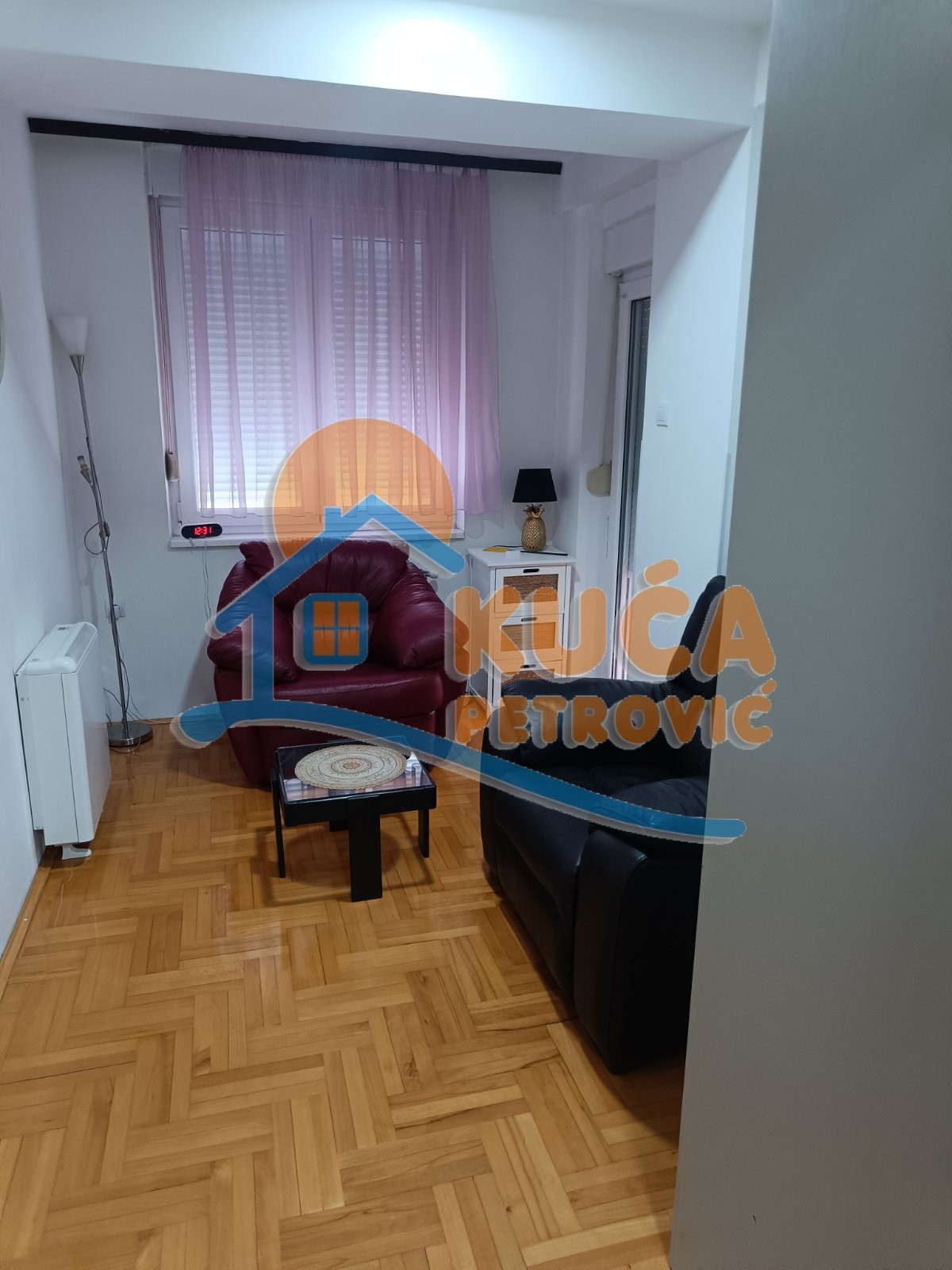 Trosoban stan, 75 m2, Bulevar Nemanjića, Romanijska ID: i-014880 3
