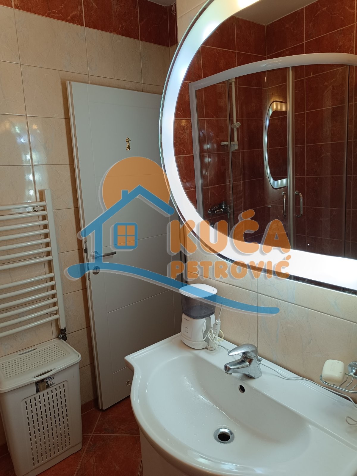 Trosoban stan, 75 m2, Bulevar Nemanjića, Romanijska ID: i-014880 8