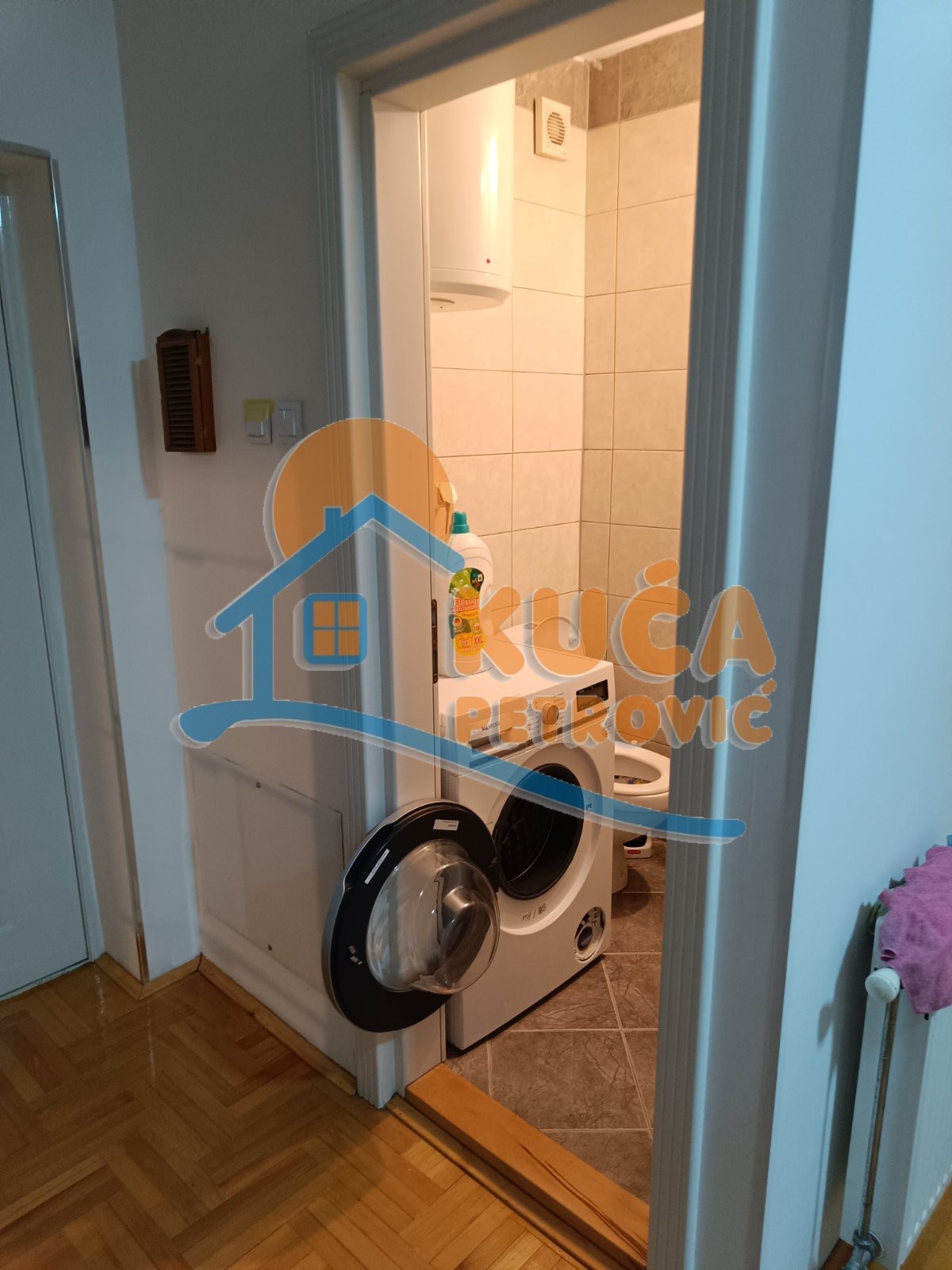 Trosoban stan, 75 m2, Bulevar Nemanjića, Romanijska ID: i-014880 9