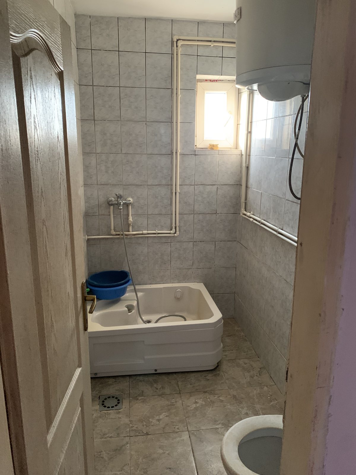 Prodajem kucu u Šopiću Lazarevac 4