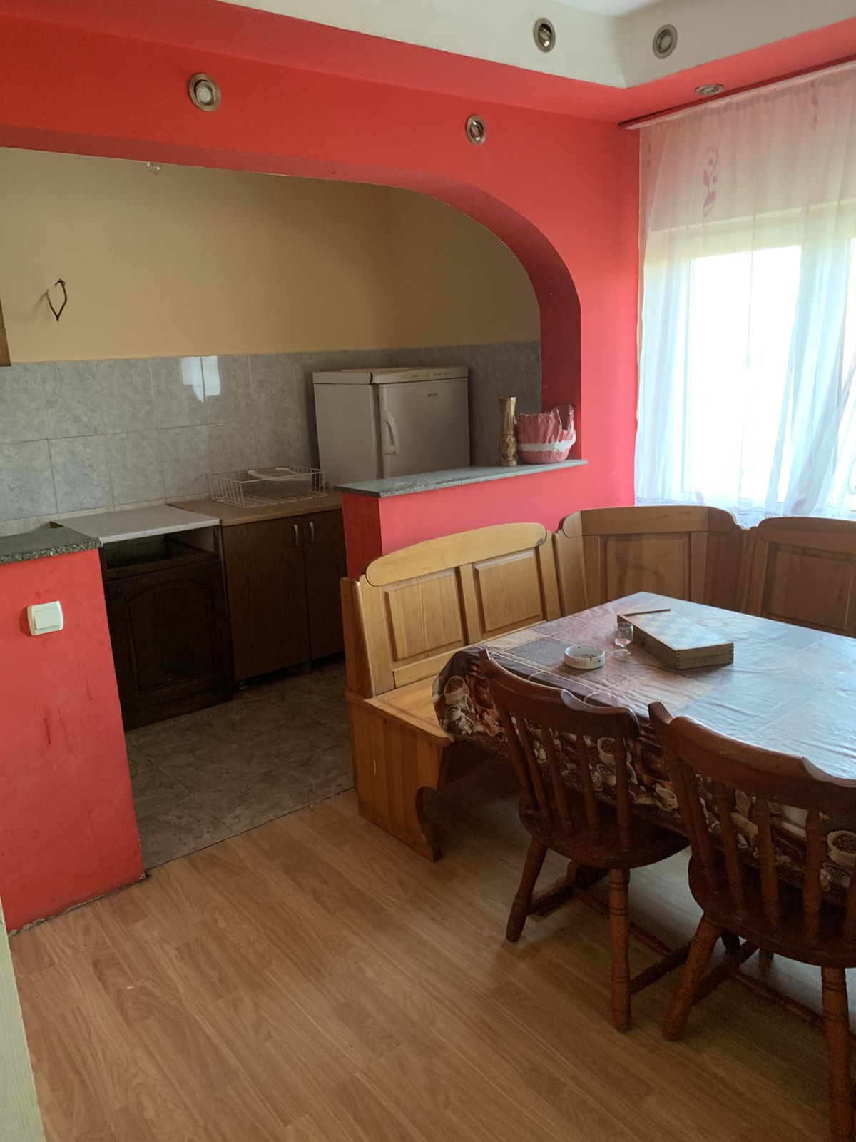 Prodajem kucu u Šopiću Lazarevac 3