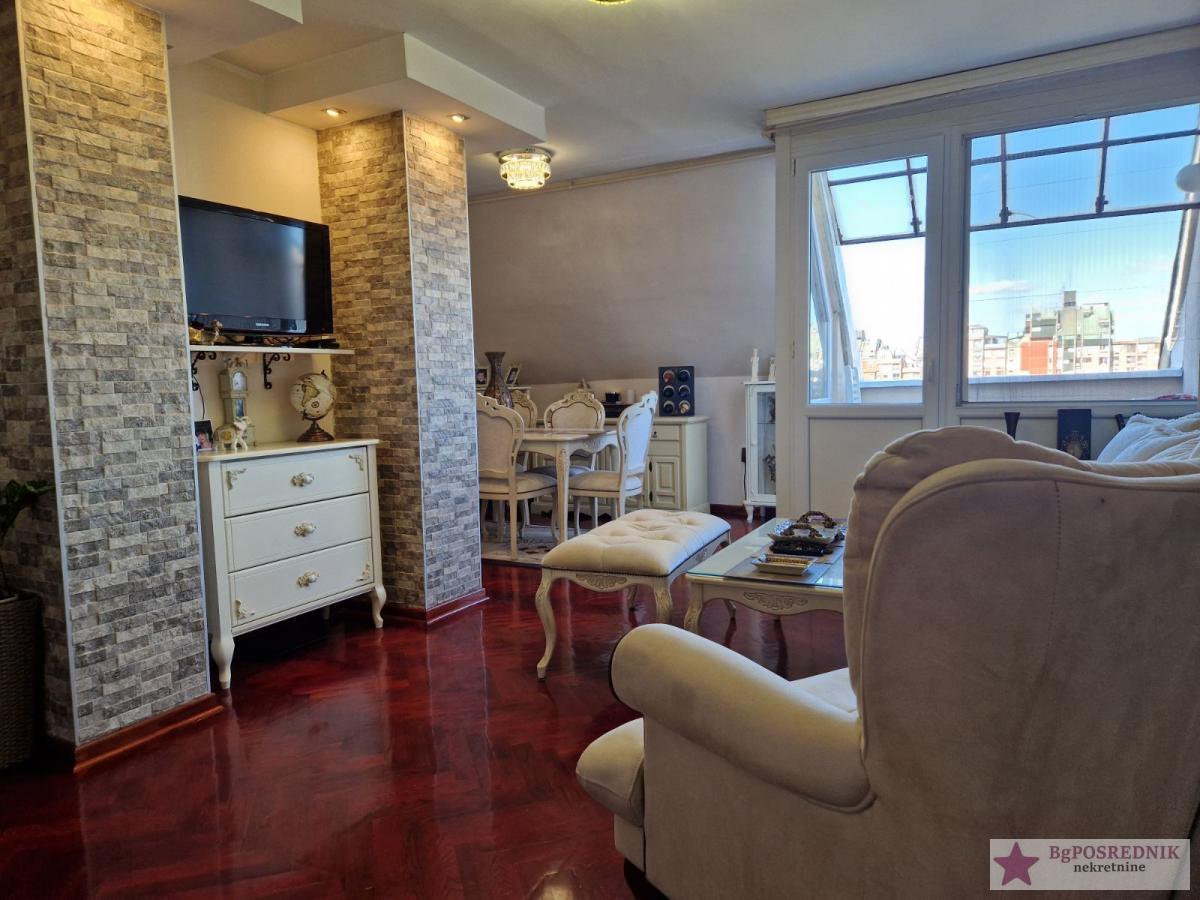 Banjica, Bulevar oslobođenja 122m2 ,3 lođe cg 1