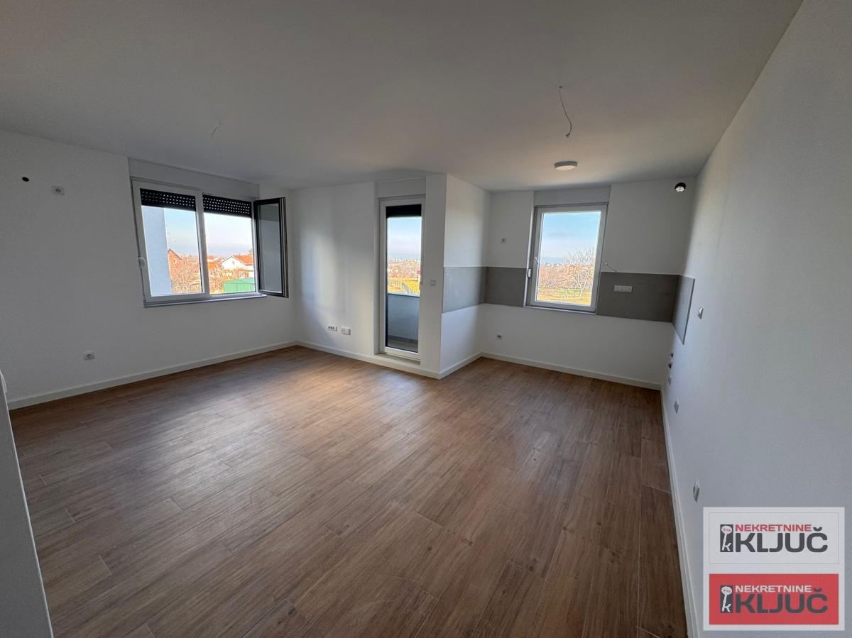 PETROVARADIN-ALIBEGOVAC, 72m2, Troiposoban, Novogradnja 1