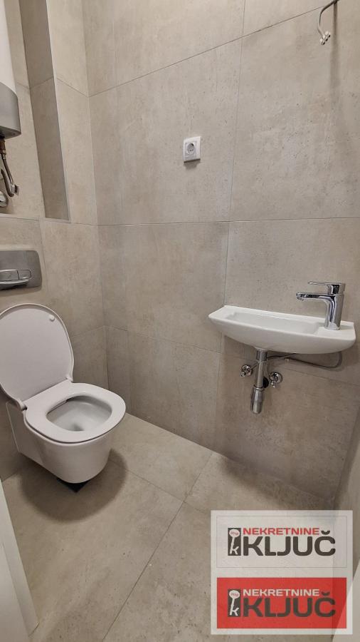 PETROVARADIN-ALIBEGOVAC, 72m2, Troiposoban, Novogradnja 18