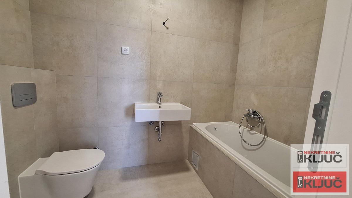 PETROVARADIN-ALIBEGOVAC, 72m2, Troiposoban, Novogradnja 9