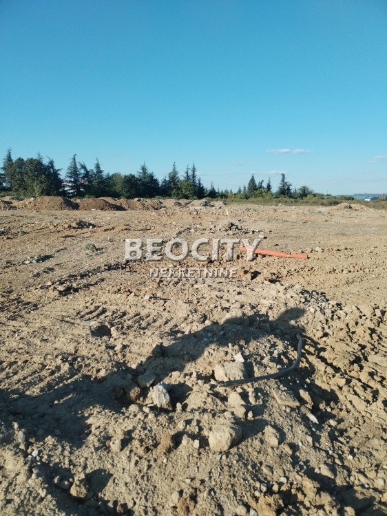 Plac, Ostružnica, Makiska ID: 123439 2