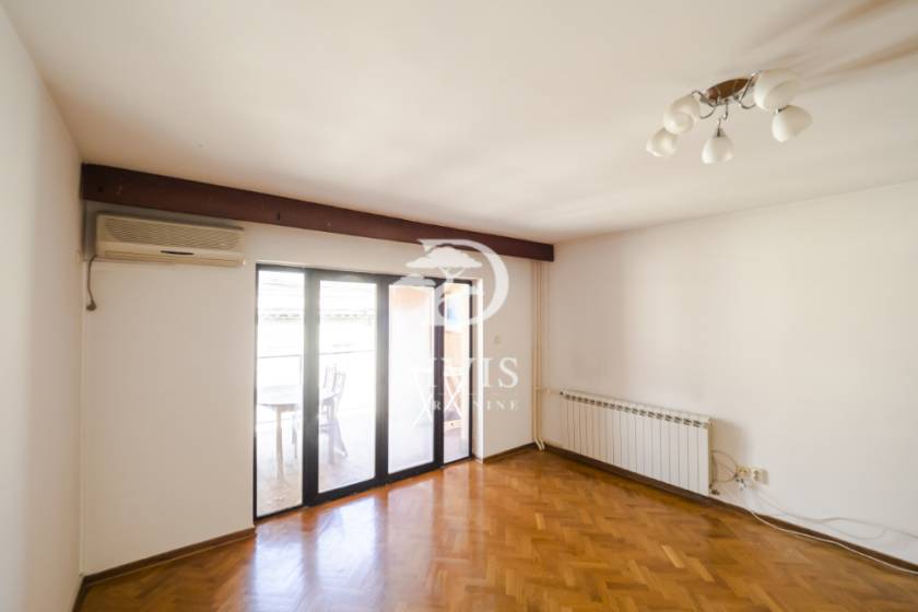 Prodajemo odličan 4 0 stan  111m2  Dositejeva  Gornji grad 1