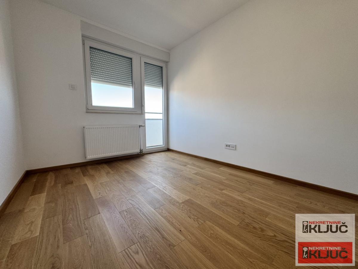 BULEVAR EVROPE, 59m2, Trosoban, Neuseljavan 5