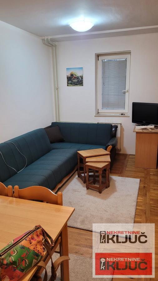 FUTOŠKA PIJACA, 38m2, Jednoiposoban, Namešten 1