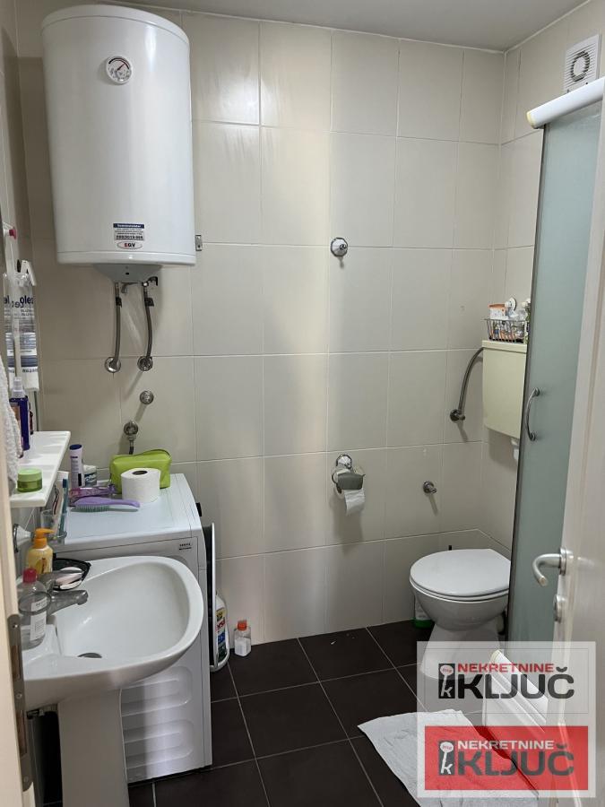 GRBAVICA, 25m2, Jednosoban, Namešten 13