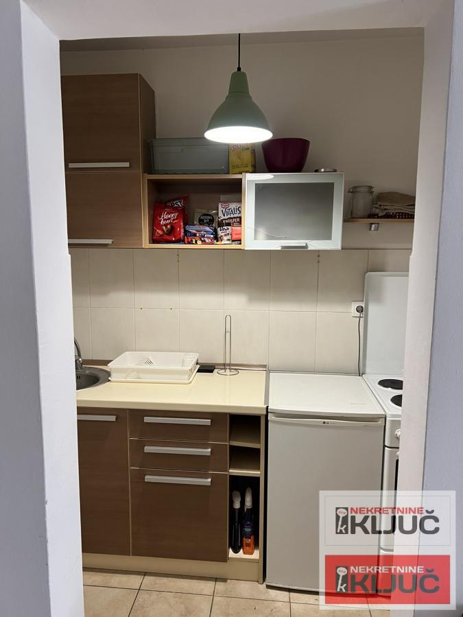 GRBAVICA, 25m2, Jednosoban, Namešten 8