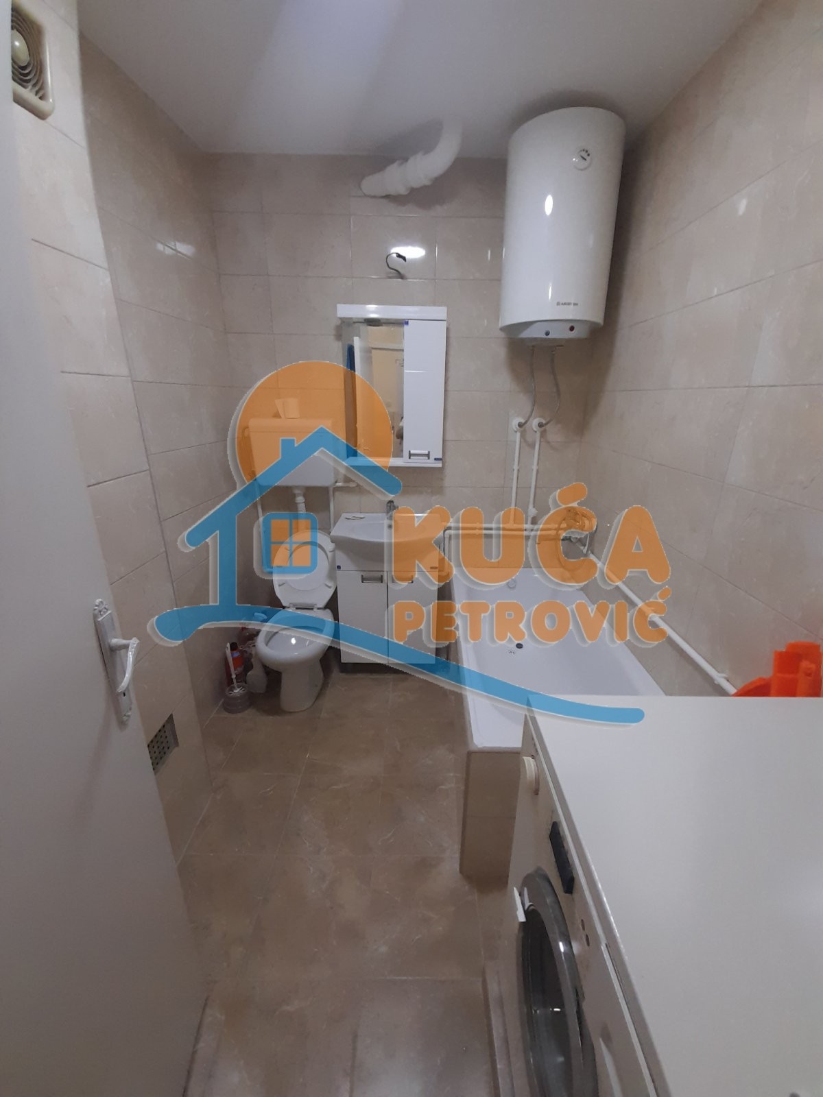 Jednosoban stan, 45 m2, Centar, Strahinjića Bana ID: i-05926 13
