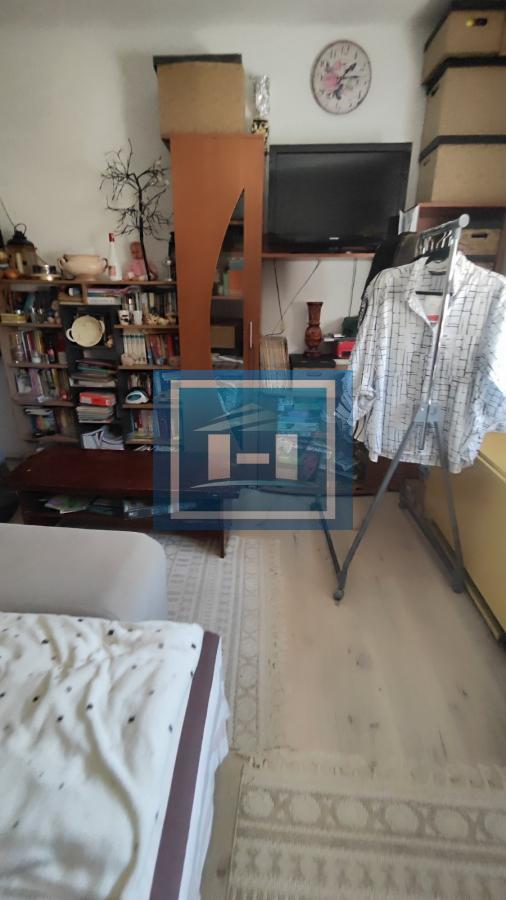 Kuća na  gradskoj lokaciji u bizini aqva Parka na 100 metara od Aqva Parka 14