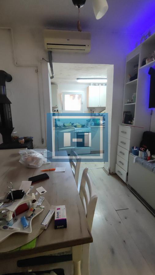 Kuća na  gradskoj lokaciji u bizini aqva Parka na 100 metara od Aqva Parka 17