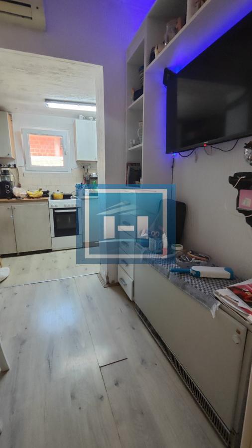 Kuća na  gradskoj lokaciji u bizini aqva Parka na 100 metara od Aqva Parka 19