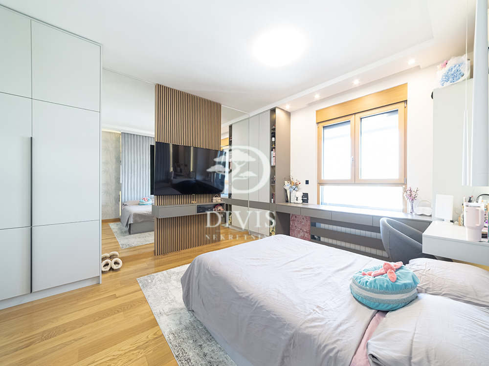 Petosoban luksuzan stan u Wellportu  165m2  Tadije Sondermajera 4