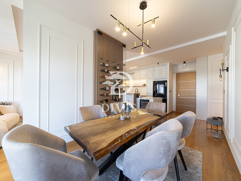 Petosoban luksuzan stan u Wellportu  165m2  Tadije Sondermajera 3