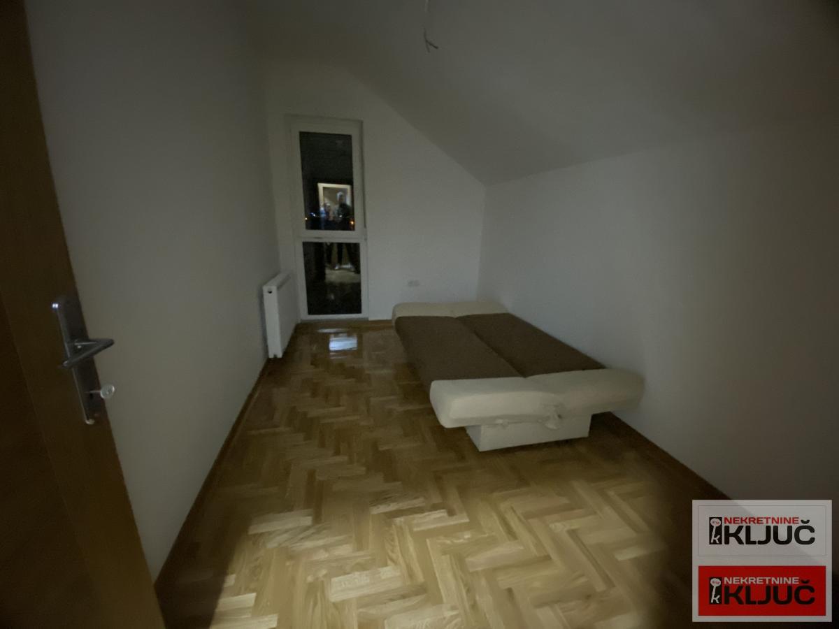 ADICE IZDAJE SE JEDNOIPOSOBAN NAMEŠTEN STAN 5