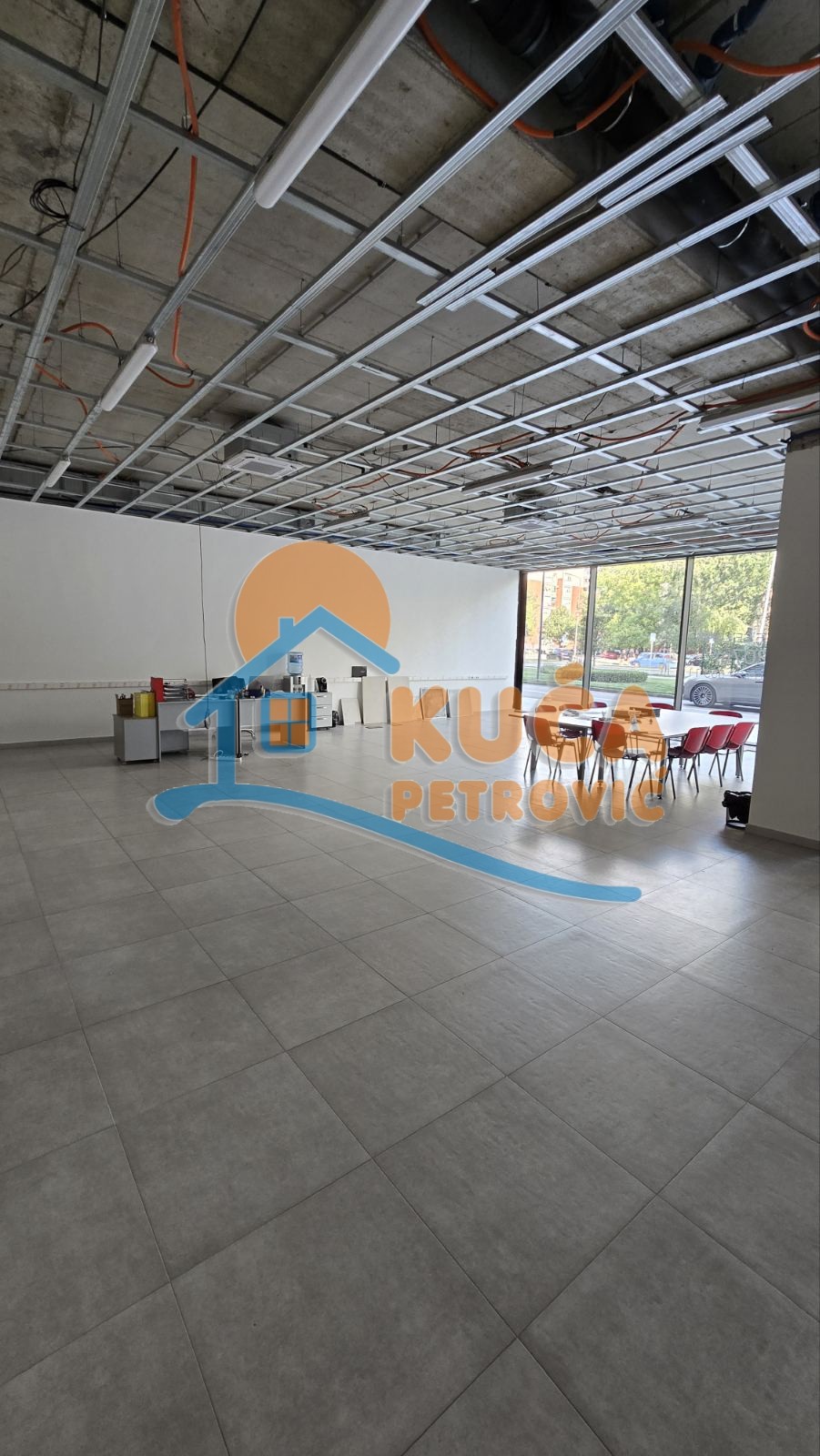Lokal, 207 m2, Medijana, Blagoja Parovića ID: i-014903 5
