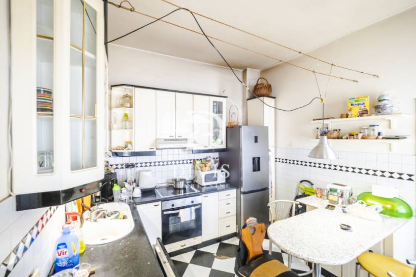 Prodajemo odličan 5 0 stan  130m2  Strahinjića Bana 4