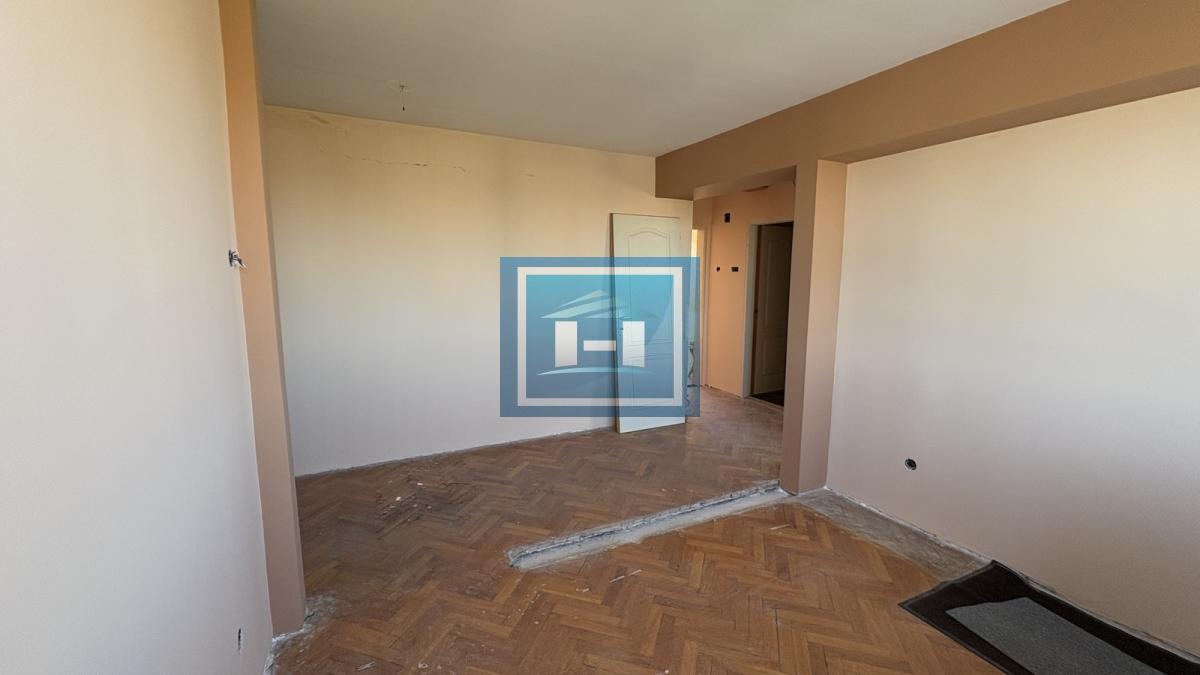 PRODAJE SE STAN U STROGOM CENTRU – DVOSTRANO ORIJENTISAN SA POGLEDOM NA CRKVU I CENTAR GRADA! 8