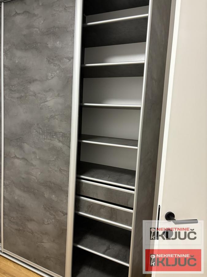 TELEP IZDAJE SE JEDNOIPOSOBAN MODERNO OPREMLJEN STAN 11