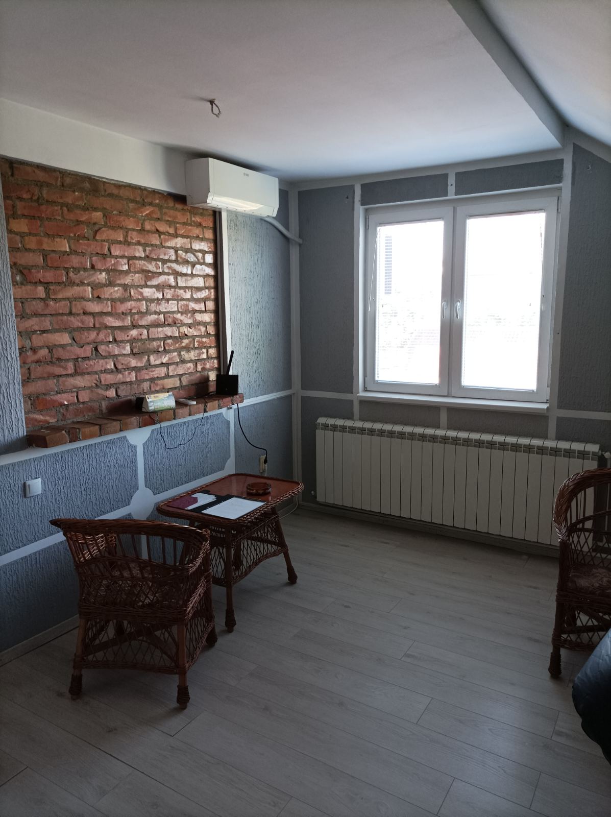 Prazan stan u kući  50m2  zaseban ulaz 1