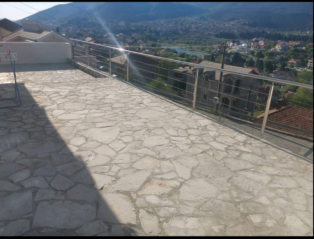 Odlicna kuca na Policama  Trebinje 2