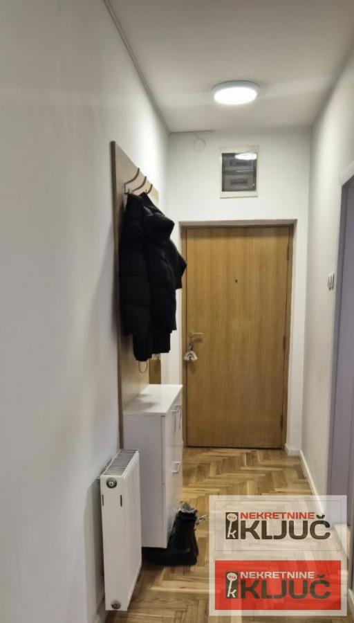 BULEVAR EVROPE, 53m2, Dvoiposoban, Namešten, Hitno 5