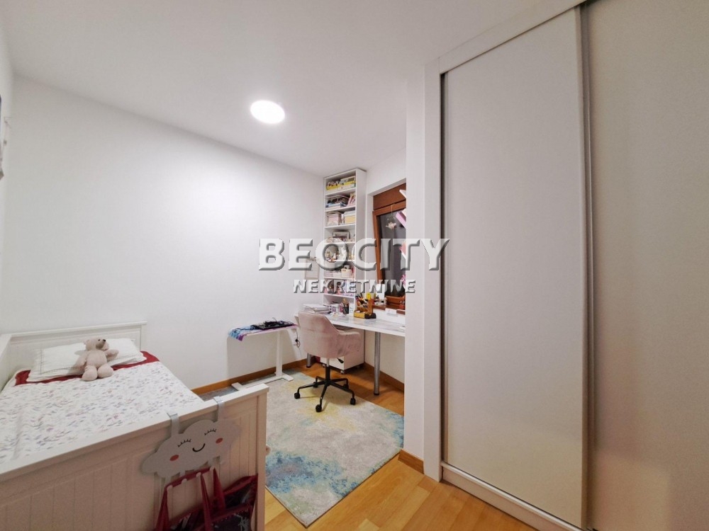 četvorosoban stan, 87 m2, Vračar ID: 112021 10