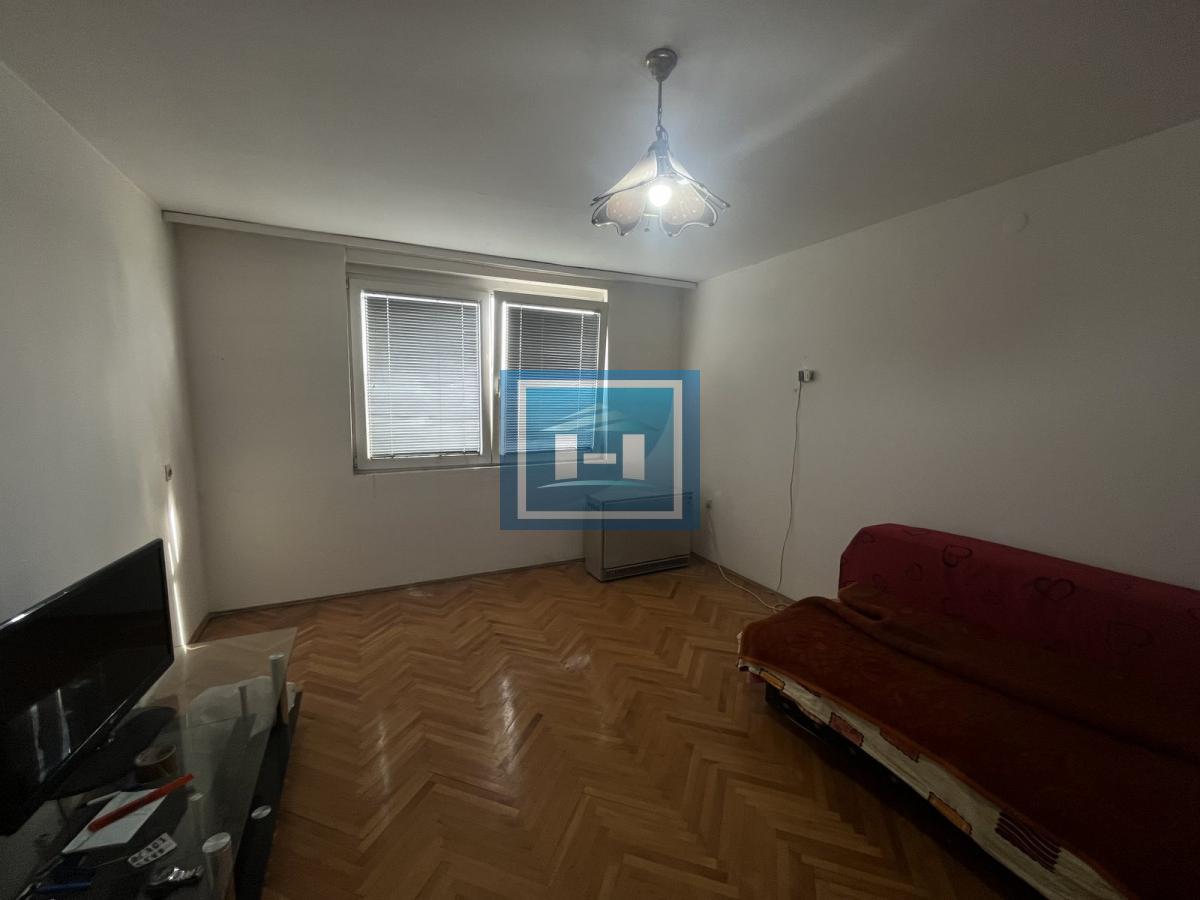 Na prodaju dvosoban stan 60m² – odlična lokacija! 3