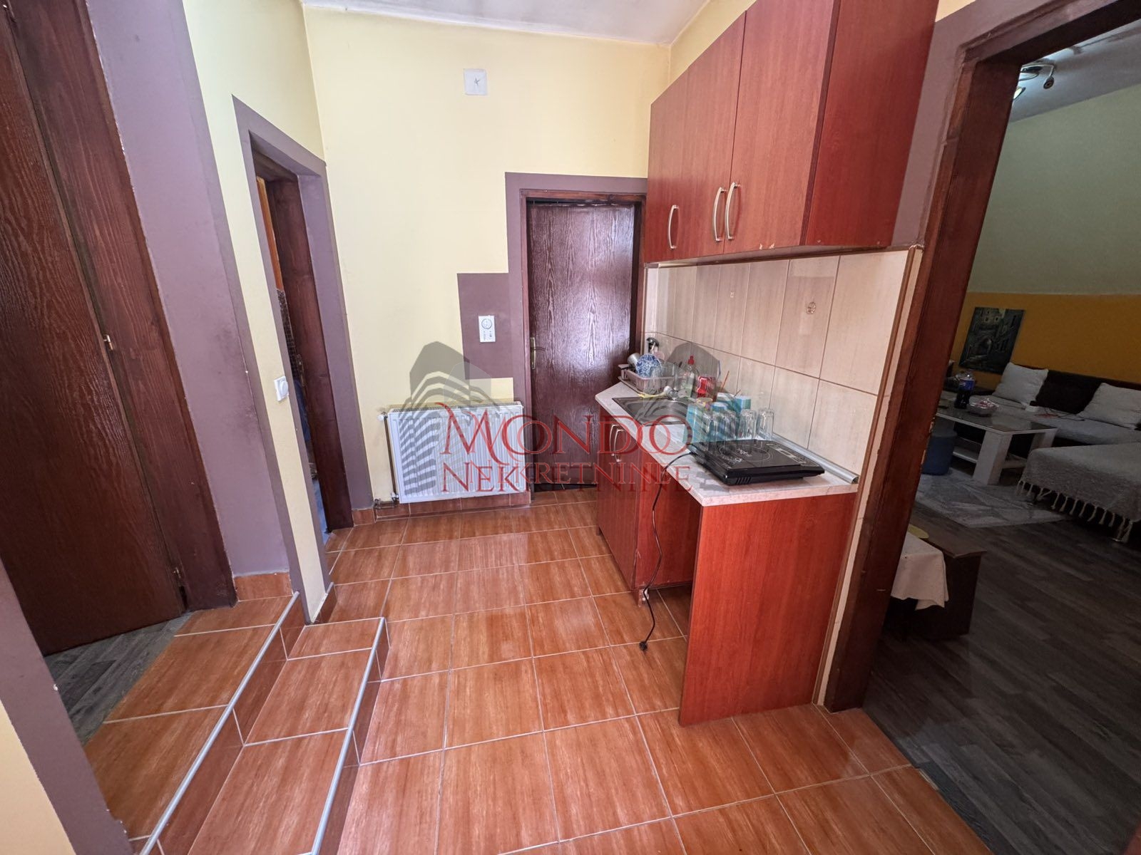 Kuca u Niskoj Banji iznad setalista 8