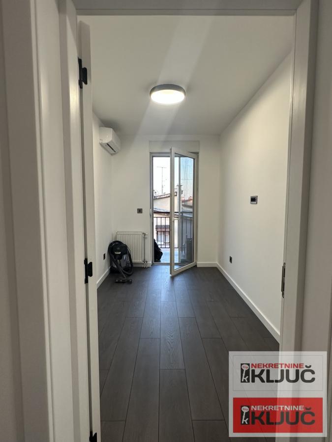 ŽELEZNIČKA STANICA, 91m2, Četvorosoban-Duplex, Renoviran 14