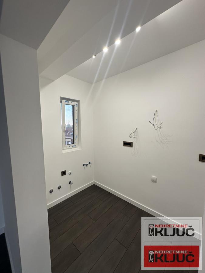 ŽELEZNIČKA STANICA, 91m2, Četvorosoban-Duplex, Renoviran 21