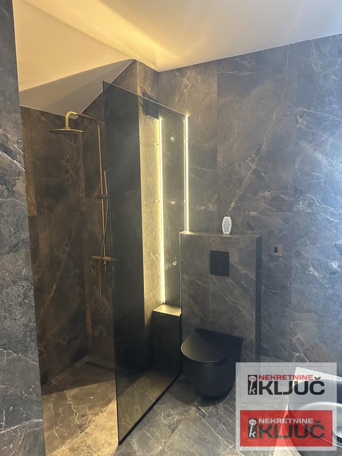 ŽELEZNIČKA STANICA, 91m2, Četvorosoban-Duplex, Renoviran 4