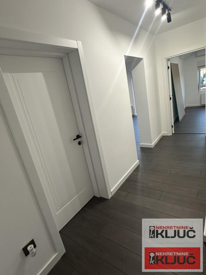 ŽELEZNIČKA STANICA, 91m2, Četvorosoban-Duplex, Renoviran 5