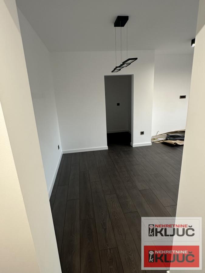 ŽELEZNIČKA STANICA, 91m2, Četvorosoban-Duplex, Renoviran 7