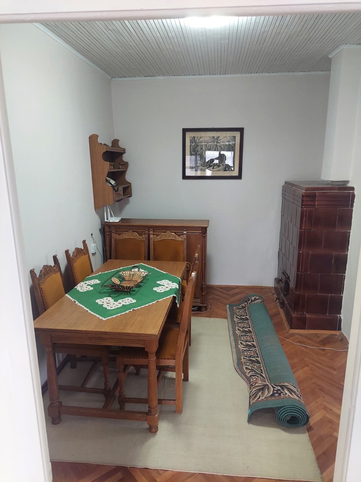 Izdaje se dvosoban stan za studente i djake 2