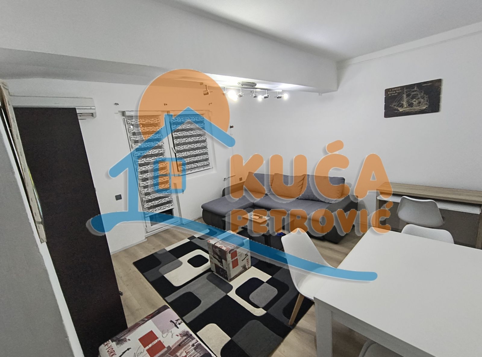 Dvosoban stan, 45 m2, Čair, Cara Dušana ID: i-014920 2