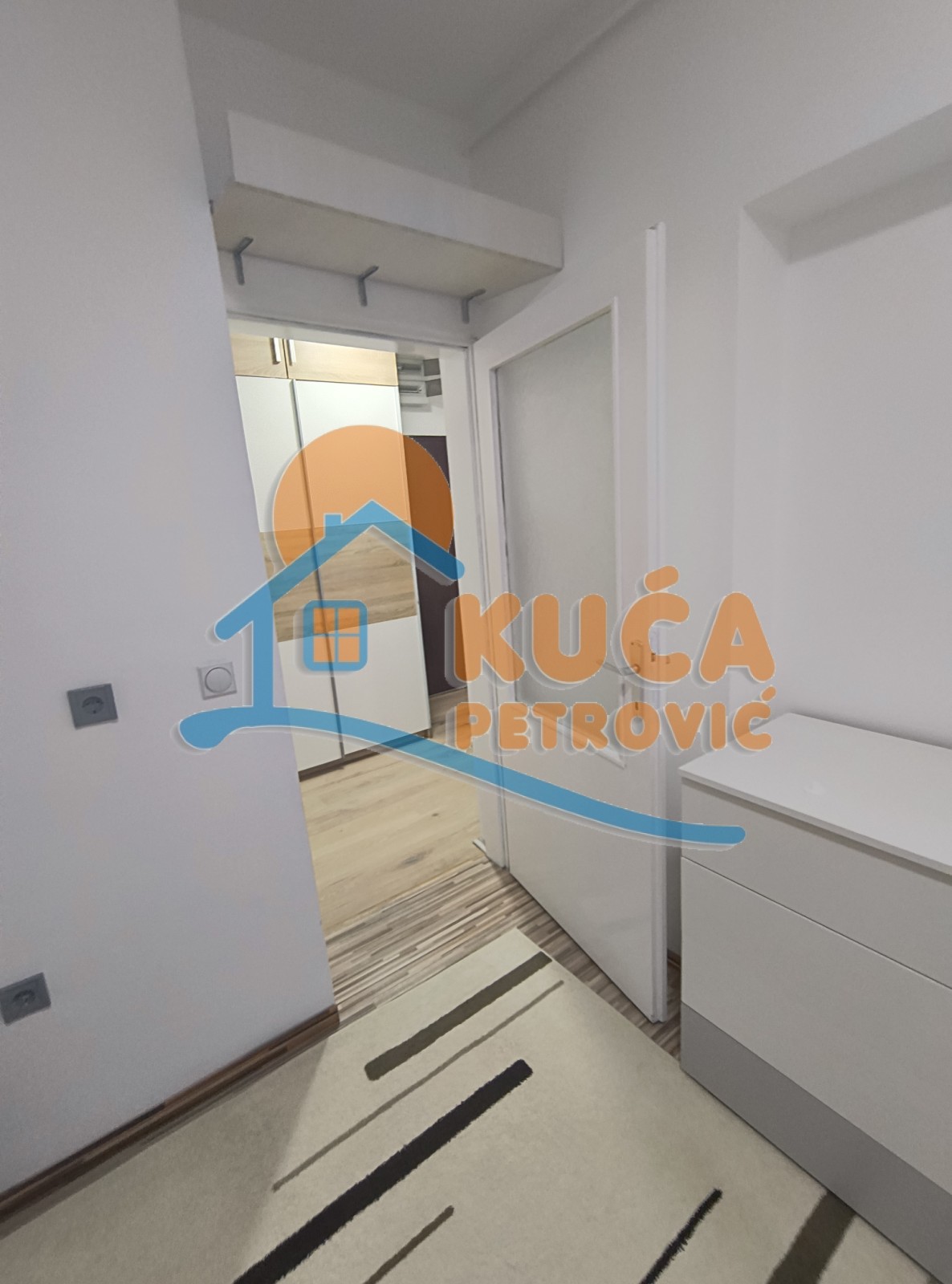 Dvosoban stan, 45 m2, Čair, Cara Dušana ID: i-014920 7