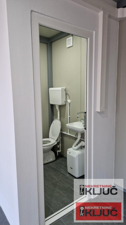 VETERNIK IZDAJE SE VIŠENAMENSKI POSLOVNI PROSTOR 12